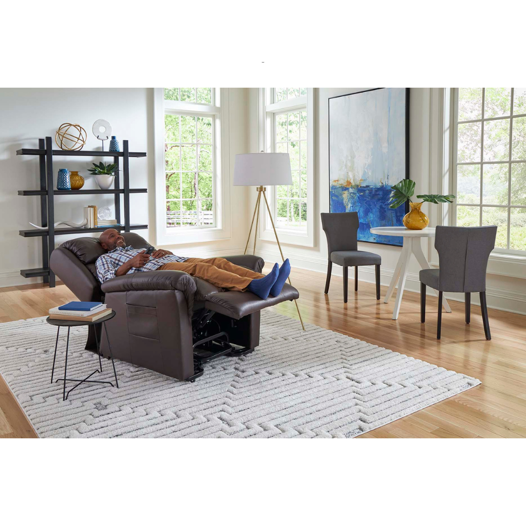 Golden Tech PR766 Relaxer MaxiComfort® Ultimate Recliner with Assisted Lift - Medium - with user relaxing